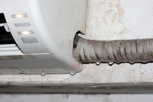 Ống thoát nước bị tắc nghẽn