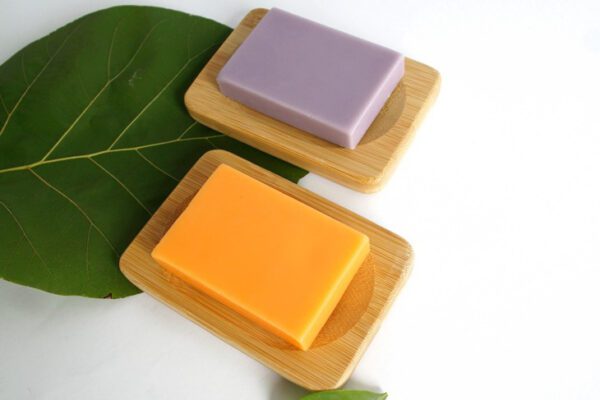 Dùng xà phòng để kiểm tra