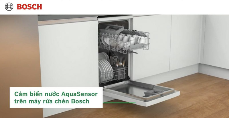 Cảm biến nước Aquasensor trên máy kiểm tra mức độ bẩn của nước